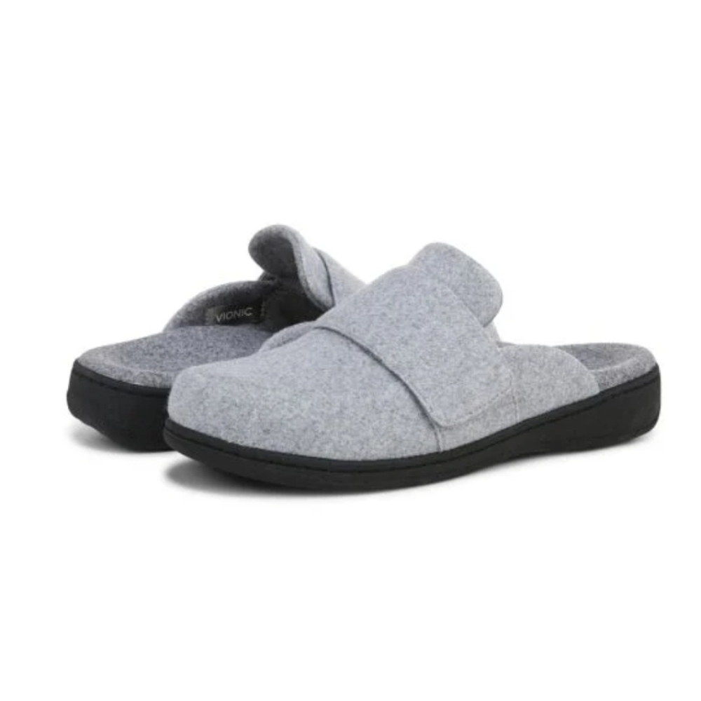 Vionic Womens Flannel Gemma II Mule Slippers Size 6 NWT